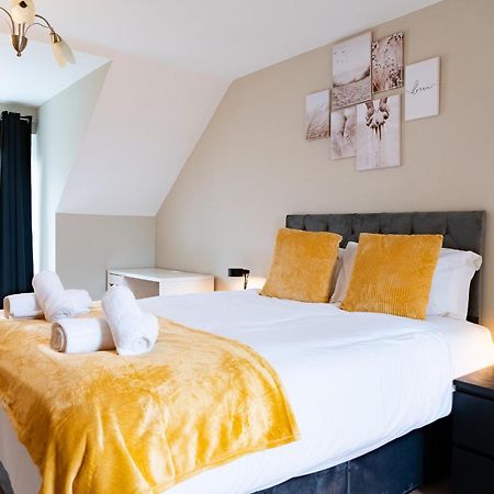 Entire 4 Bed Cosy Luxury Spacious House Huntingdon Exterior foto