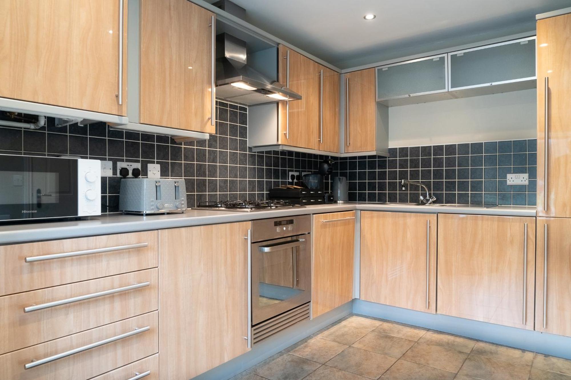 Entire 4 Bed Cosy Luxury Spacious House Huntingdon Exterior foto