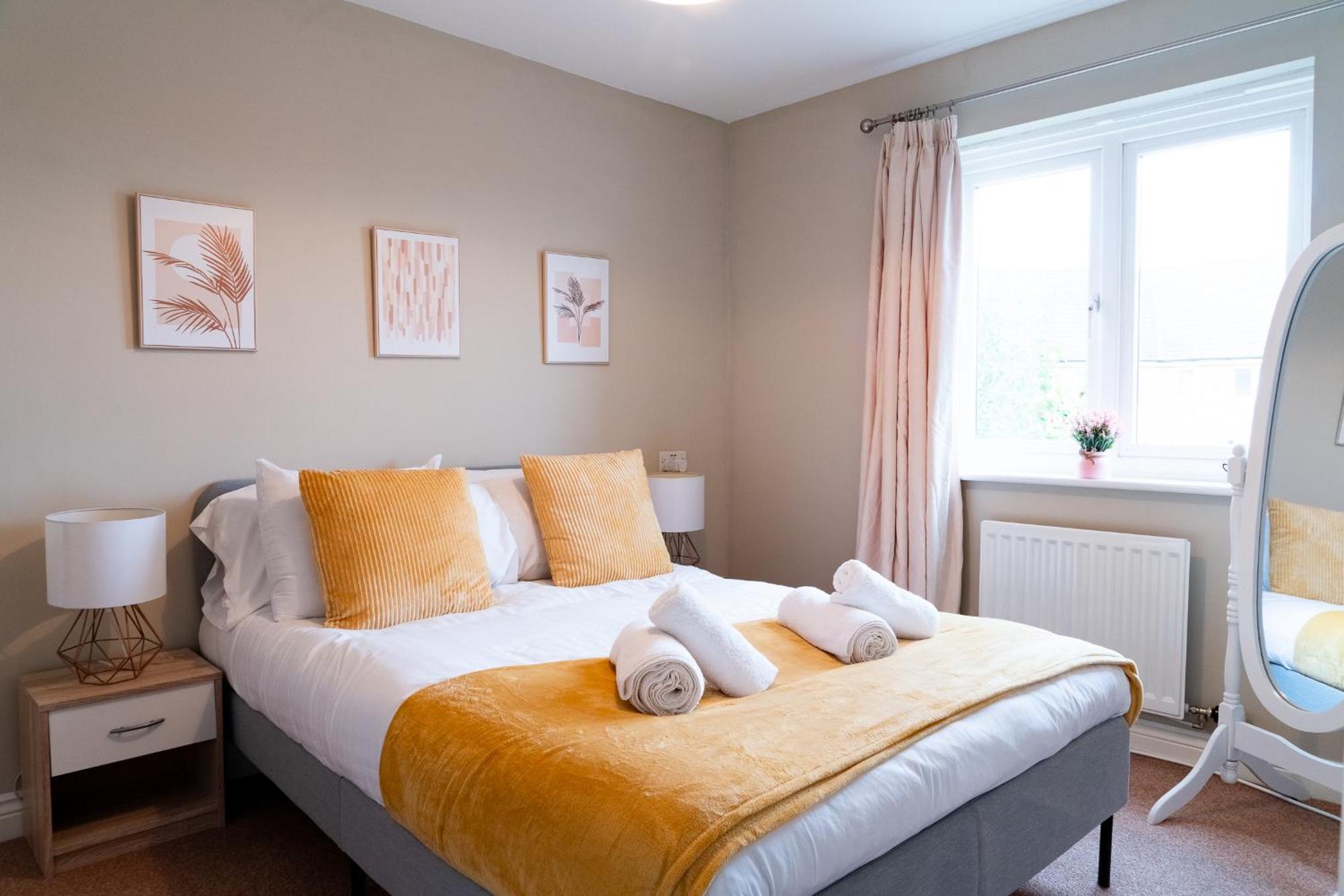 Entire 4 Bed Cosy Luxury Spacious House Huntingdon Exterior foto